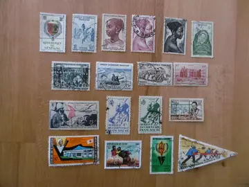Timbres AFRIQUE diverse LOT 2