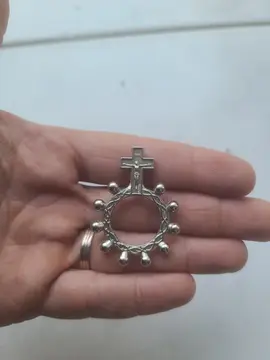 bijou religieux (scoutisme ?)