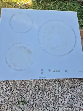 paque à induction fonctionne tres bien