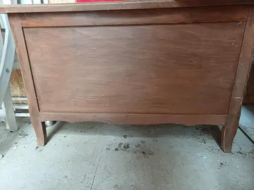 Coffre en bois