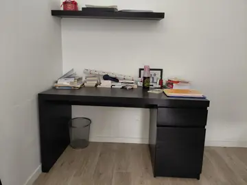 Bureau Ikea noir 170x65x73 hauteur