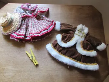 vêtements poupées