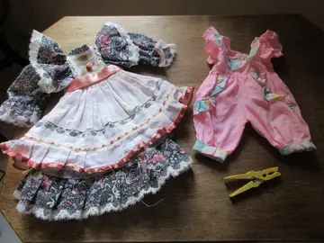 vêtements poupées