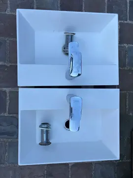 2 lavabos Salle de bain