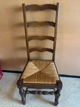 Don de 5 chaises bois et paille