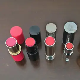 Rouges à lèvres à finir au pinceau (x4)
