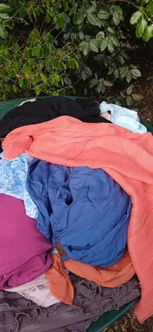 divers vêtements taille 42/44 femme