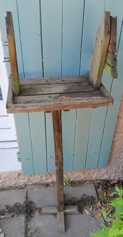 mangeoire à oiseaux à restaurer