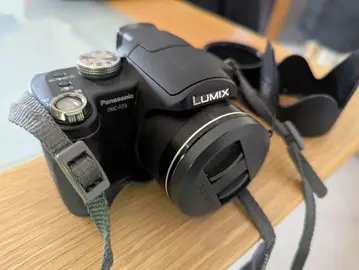 appareil photo Panasonic FZ8