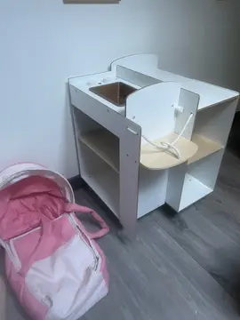 nursery poupées bois