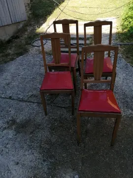 4 chaises à rénover