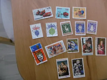 Timbres Nativité, fêtes, LOT 47