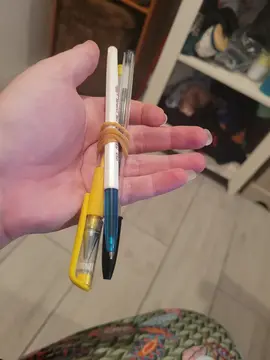 lot 3 de stylo fonctionne tester bon état