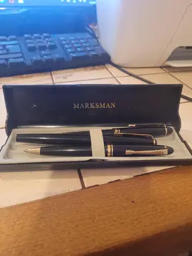 boite noir neuve assortiment stylo noir non tester