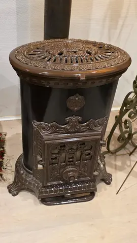 poêle à bois....c'est de saison ;))