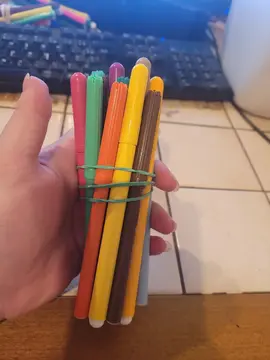 Numéro 4 de feutres je les ais tester ils fonctionne