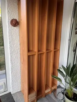 4 étagères IKEA. 2 m x 0,2 m