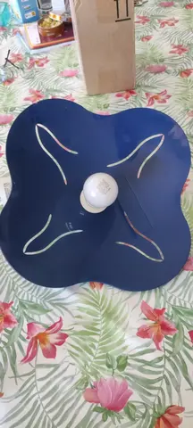 lustre bleu