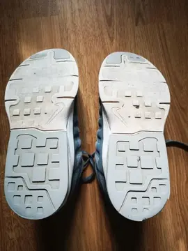 Nike grises pointure 35