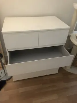 Commode blanche