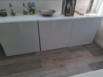 meuble de salon blanc laqué 3 portes Ikea