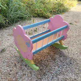 Lit pour poupée