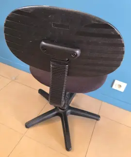 Chaise de bureau noire