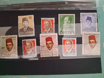 Timbres PERSONNAGES MONDE