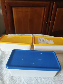 anciennes boîtes alimentaires.