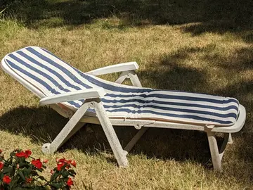 Chaise longue