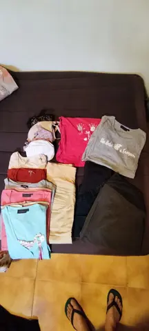 lot de vêtements de grossesse