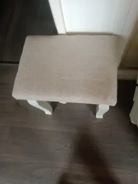petit tabouret