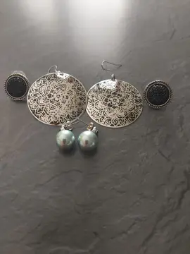 boucles d'oreilles