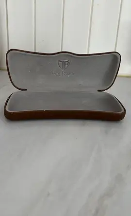 Étui à lunettes