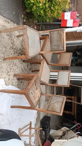 chaises