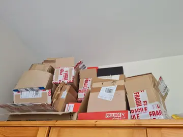 Cartons et plastiques bulles