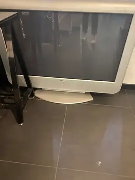 télé