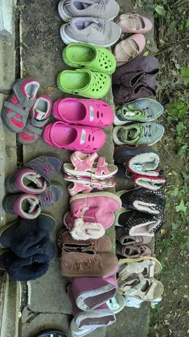 Donne lot de chaussures du 25 au 31