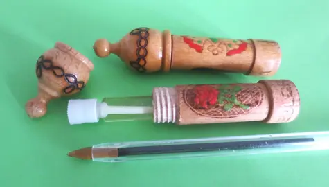 DEUX MINI TUBES PARFUM DE BULGARIE