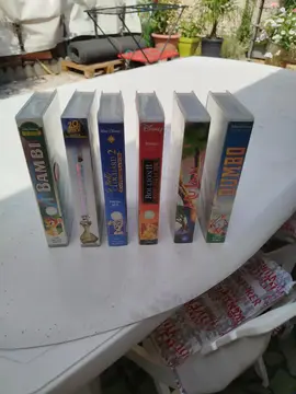 cassettes vidéo walt Disney