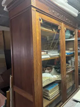 armoire vitrée 2 portes