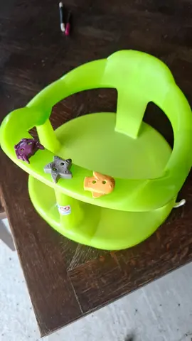Siège bébé ventousable
