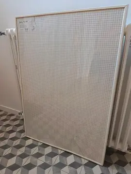 Très grand cadre - Vitre PVC cassée