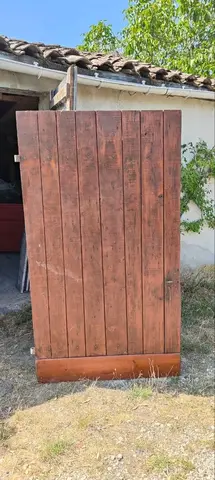 Porte de ferme en bois