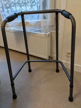 Cadre déambulateur