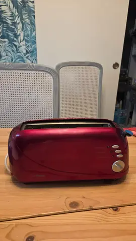 Grille pain rouge