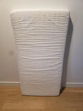 Matelas lit bébé
