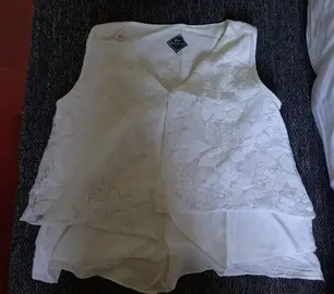 Haut femme Blanc du nil Taille 1