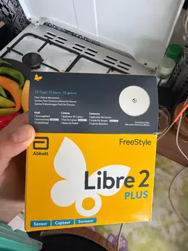 capteur de glycémie FreeStyle Libre 2 Plus de la marque Abbott.