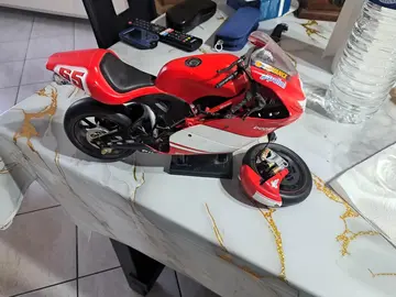 moto maquette